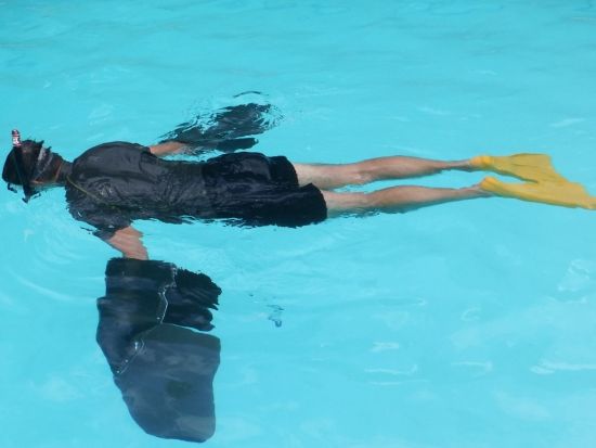 世界初！マンタフライヤーシュノーケリング 翼フィンで水中をマンタのように自由に羽ばたく新感覚体験＜6月～9月／岩美駅からの送迎無料／岩美町＞by鳥取県自然体験塾