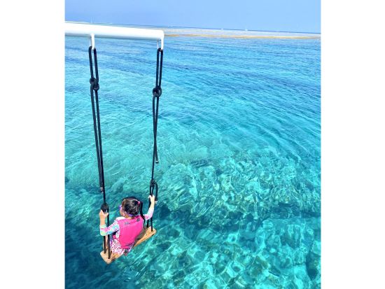 慶良間シュノーケルコース ダイビング、パラセーリング、マリンスポーツセットプラン有り 滑り台・ジャンプ台付き業界最大クルーザー＜那覇発・半日・日本語必須＞ 