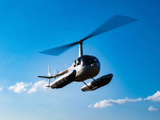 セスナ・ヘリコプター遊覧 | 石垣島・八重山 旅行の観光・オプショナル