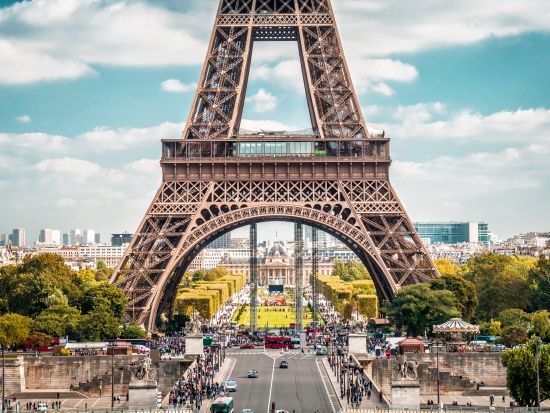 ベルサイユ宮殿＆庭園＋パリ市内 1日観光ツアー　オルセー美術館入場券付き　ランチ付きプランあり＜英語ガイド＞