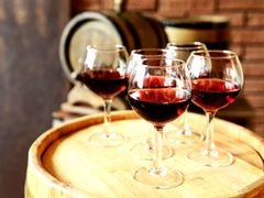 wine_tasting_shutterstock_222583465