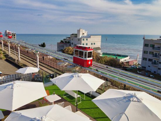 海雲台の人気映えスポット街歩きツアー　海雲台ブルーラインパーク＆絶景展望台の釜山エックスザスカイ＆へリダンキル　名物ナッコプセの昼食付き＜1日／日本語ガイド＞