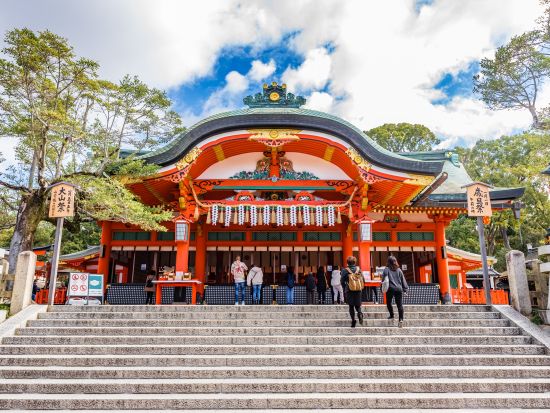 伏見稲荷ウォーキングツアー ミステリーガイドと行く伏見稲荷大社の不思議解明プラン＜1.5～4時間／稲荷駅発着／京都市＞