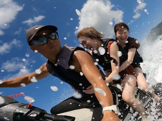 マリンスポーツセット　穴場のプライベートビーチで思いっきり海遊び！マリン3種目orジェットスキーを加えた4種目プランから選択＜4歳からOK／沖縄本島北部＞ 