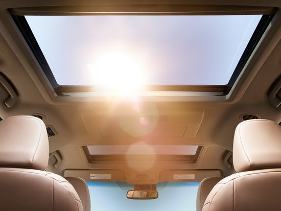 ミニバン3の車内