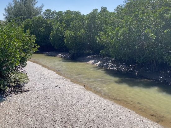 日帰り観光バスツアー　宮古島・伊良部島・下地島の色彩豊かな5大絶景スポットを巡る！人気の「17END」「砂山ビーチ」へもご案内＜1日ツアー／宮古島＞