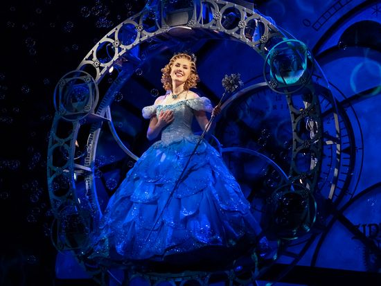 Wicked still photo‐Glinda