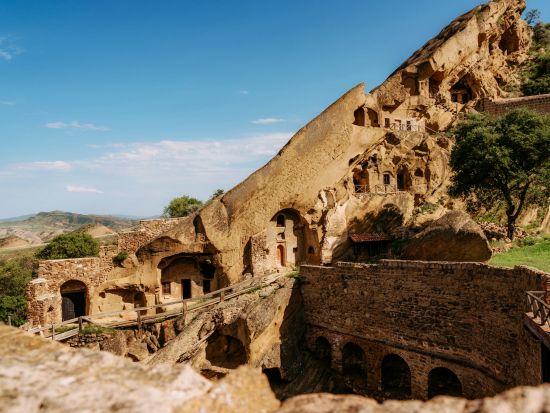 【プライベートツアー】ダヴィド・ガレジ修道院群　日帰りツアー＜車＋ガイド貸切／5月～10月／昼食付／トビリシ発＞