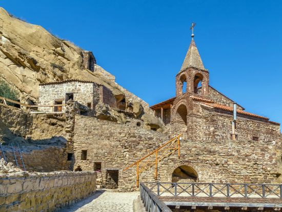 【プライベートツアー】ダヴィド・ガレジ修道院群　日帰りツアー＜車＋ガイド貸切／5月～10月／昼食付／トビリシ発＞