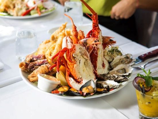 ニックス・シーフード・レストラン(Nick’s Seafood Restaurant)　食事券＆事前予約サービス＜ランチ／ディナー＞*シーフード料理