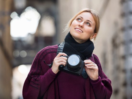 Photographer_Tourist_shutterstock_580838680