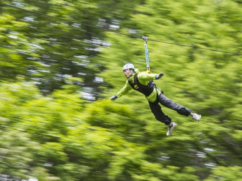 エアトリップ　空飛ぶ自然散策！森の動物たちのようにひゅーっと森の中を飛んでみよう！＜5～10月／小学4年生以上／鹿追自然ランド＞by然別湖ネイチャーセンター
