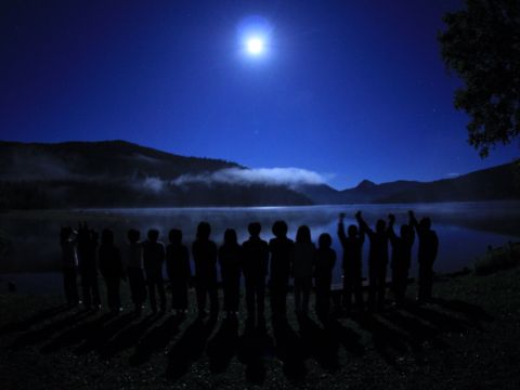 然別湖ナイトウォッチング　本物の自然の真っ暗な夜、知ってる？五感をフルに使って夜の世界を満喫！＜4～10月／然別湖＞by然別湖ネイチャーセンター