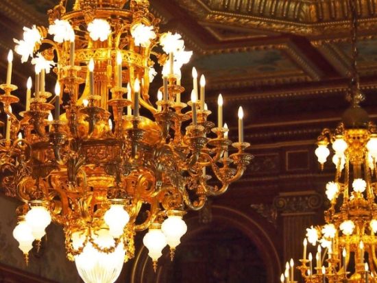 迎賓館赤坂離宮本館内部見学ツアー ホテルニューオータニ・ガンシップでメインの選べるランチ付き＜通年＞