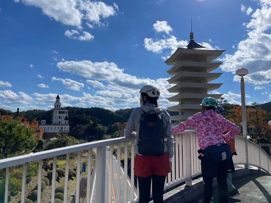 BD8A22B8-AC51-49F0-9311-2D484068AF3A