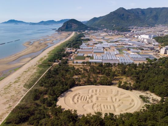 貸切観光タクシー フリープラン お好きな観光地へご案内！空港お送り可＜2・4・6時間／1～9名／選べる出発時間／琴平・丸亀・坂出発＞4名参加で1名5,000円～