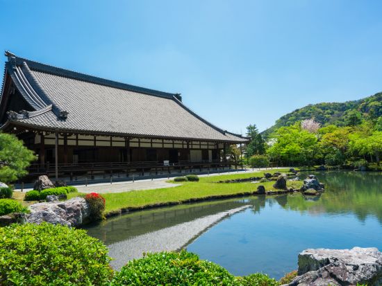 貸切観光タクシー 嵐山・嵯峨野のおすすめコースを巡るプラン＜8時間／大津市内発／京都市内着／京都市内発オプションあり／1～9名＞by 滋賀ヤサカ自動車