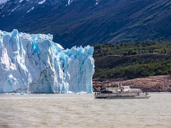 ペリトモレノ氷河を観賞する絶景クルーズツアー1時間＜混載／午前or午後／英語ガイド／現地集合＞
