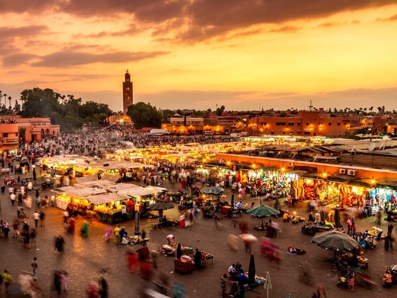 Morocco_Marrakesh_Jamaa el Fna market squar_shutterstock_685174879