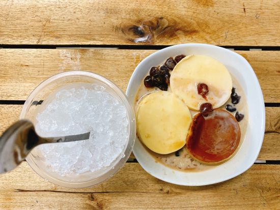 日本語バイクツアー　絶品ローカルフードと人気観光地の夜景をバイクで巡る ＜夜／現地ドライバー（日本語）／食事付き／選べる集合・解散場所／保険完備＞ 