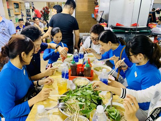 日本語バイクツアー　ご要望にあわせて作成するカスタマイズバイクツアー ＜貸切／半日・終日／現地ドライバー（日本語）／選べる集合・解散場所／保険完備＞ 