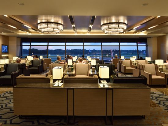 シンガポール・チャンギ国際空港（SIN）ラウンジチケット☆プラザ・プレミアムラウンジ(Plaza Premium Lounge) *第1ターミナル