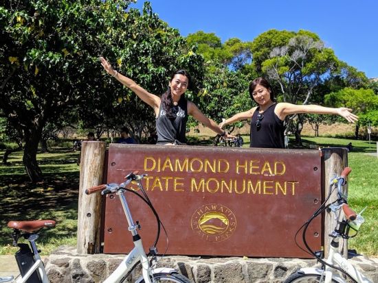ワイキキ電動自転車ツアー　ダイアモンドヘッド＋カハラホテル＋カハラモール＋カピオラニ公園　土曜日はKCCファーマーズマーケットも！＜3時間半／日本語ガイド＞