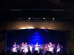 13097_BBQ_dance