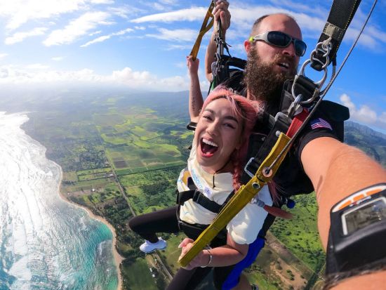 絶景スカイダイビング　一度は経験してみたい大空で味わうスリルと感動！ビデオ＆写真撮影付きプランあり　by ゴージャンプハワイ＜送迎付き＞