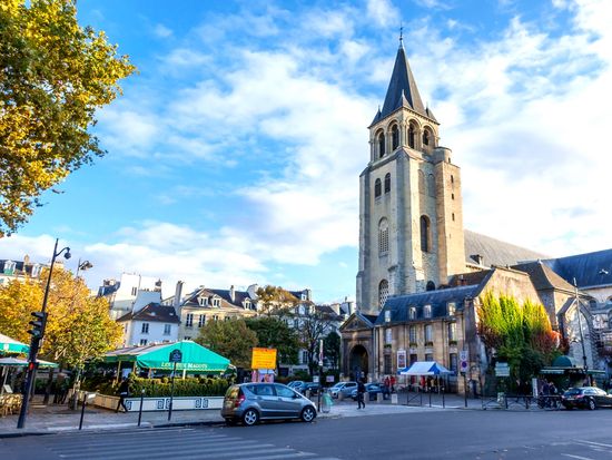 France_Paris_Saint_Germain_Des_Pres_pixta_70746618_M