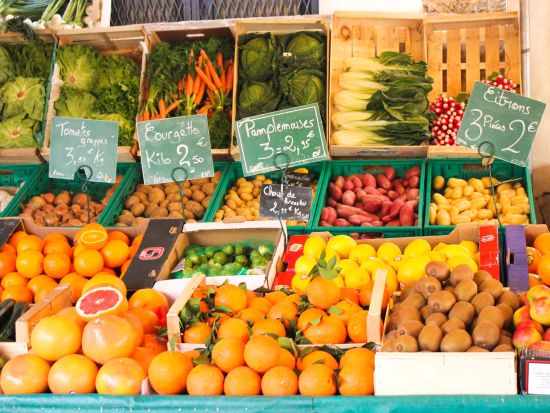 普段着でパリを散策！朝市ショッピング＋カフェ体験＜日本語アシスタント／1ドリンク付き＞ by Mybus