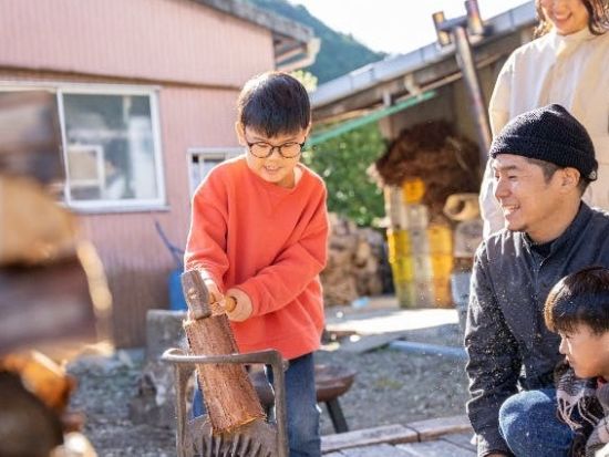 ZEROからはじめる民宿×キャンプ お子様も挑戦できる薪割りや野菜の収穫！板ごと焼くプランクBBQで絶品松阪牛をご賞味＜4時間／BBQ昼食付／大紀町＞