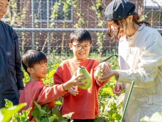 ZEROからはじめる民宿×キャンプ お子様も挑戦できる薪割りや野菜の収穫！板ごと焼くプランクBBQで絶品松阪牛をご賞味＜4時間／BBQ昼食付／大紀町＞