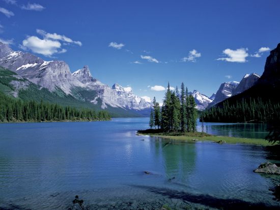 ジャスパー国立公園　マリーン渓谷ツアー ＜5～10月／英語ガイド／ジャスパー発＞