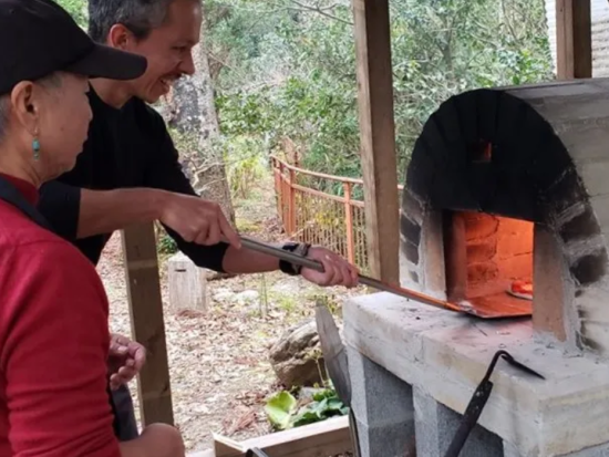 ガイド付きサイクリングツアー E-bikeでパワースポット巡り！瀧原宮と石窯ピザづくりコース＜4時間／4名限定プラン／昼食付／大紀町＞