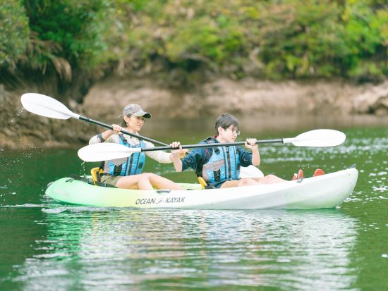 やんばる東村フォトツアー 人気のカヤックやドローン撮影が楽しめるオプションもご用意！家族、カップル大歓迎です＜沖縄本島北部＞