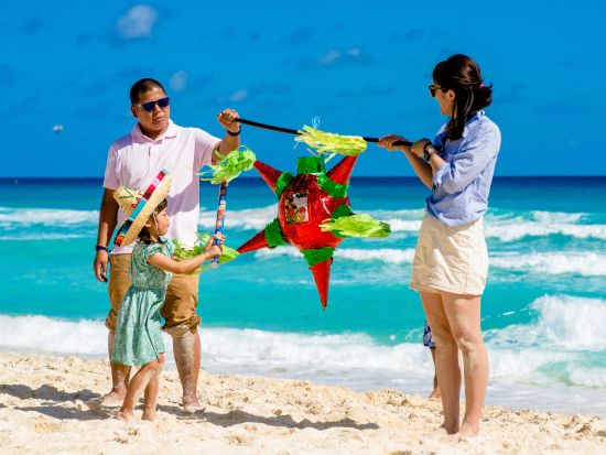 【ファミリー】カジュアルフォトセッション カリブ海を背景にプロによる写真撮影 ＜日本語サポート／送迎付き／ビデオ撮影プランあり＞