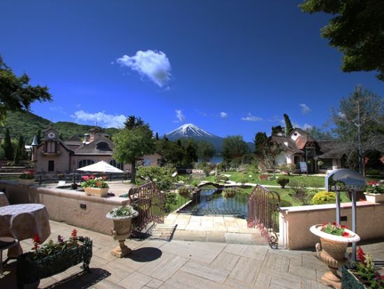 河口湖 音楽と森の美術館 入場Eチケット コンサートや景色も楽しめるエンタメ美術館＜山梨＞