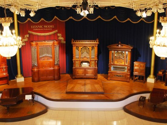 河口湖 音楽と森の美術館 入場Eチケット コンサートや景色も楽しめるエンタメ美術館＜山梨＞