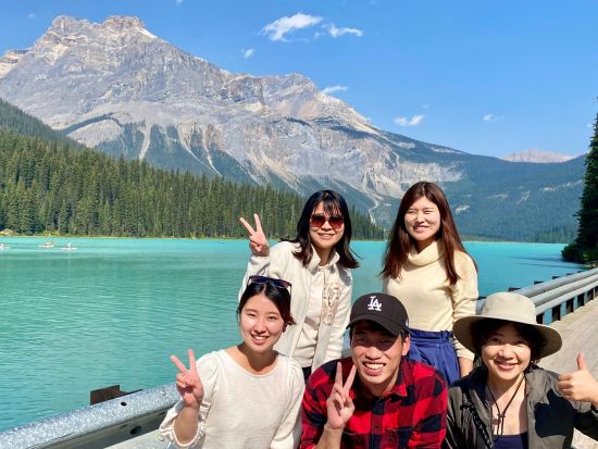 世界遺産カナディアンロッキー　レイクルイーズ＆モレーン湖＆ヨーホー国立公園 観光ツアー ＜6～10月／日本語／空港送迎付プランあり＞by バンフトップツアーズ