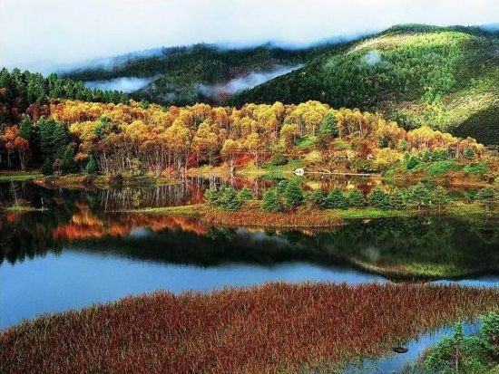 【上海発雲南への旅・3泊4日間】～麗江古城＋シャングリラ～上海からの往復航空券付・宿泊付・昼食付・専属日本語ガイドと専用車付・雲南観光名所網羅