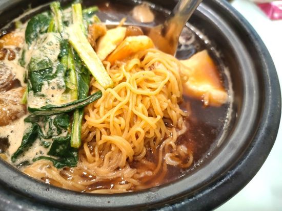 ヒルマン・レストラン 食事券＆事前予約サービス　有名老舗レストランでシンガポール名物ペーパーチキンを堪能