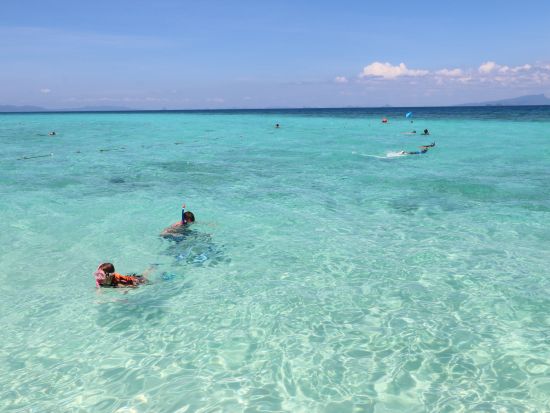 スピードボート貸切　ピピ島＆バンブー島 日帰り観光ツアー ＜日本語ガイド／クラビ発＞