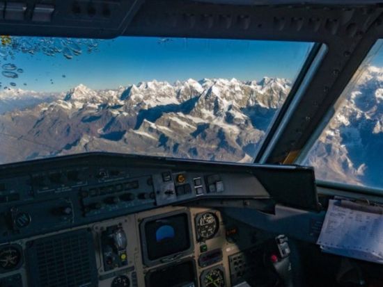 エベレスト＆ヒマラヤ遊覧飛行ツアー☆マウンテンフライト＜早朝／ホテル送迎／カトマンズ発＞
