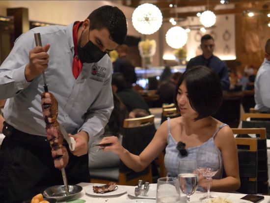 グリフィス天文台 夜景鑑賞ツアー＆シュラスコレストラン「フォゴ・デ・チャオ」食べ放題ディナー ＜日本語ドライバーガイド＞by エレファントツアー