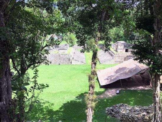 世界遺産コパン遺跡観光ツアー＜英語ガイド または 日本語アシスタント／グアテマラシティ発＞