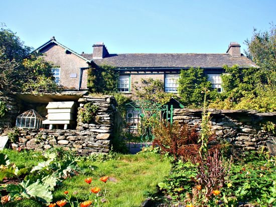 世界遺産湖水地方 日本語ガイドと巡る日帰りツアー＜日本語ガイド／3～10月／ロンドン発＞