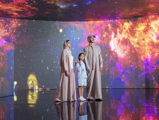 アヤ・ユニバース（AYA UNIVERSE）入場チケット事前予約　未来的なテクノロジーが斬新な没入型エンターテイメント＜ワフィ・シティ・モール＞