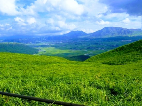 【熊本市内発着】阿蘇日帰り貸切観光タクシーツアー　草千里の絶景を望む！ ＜約6時間＞ by ジャパンホリデートラベル