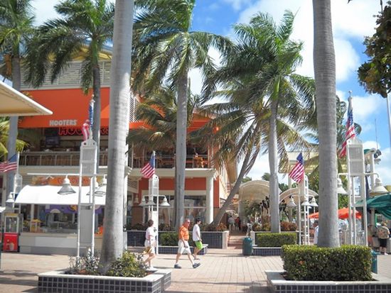 ベイサイドマーケットプレイス